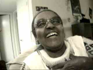 mom2.jpg (5963 bytes)