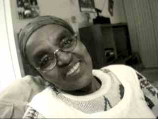 mom3.jpg (6249 bytes)